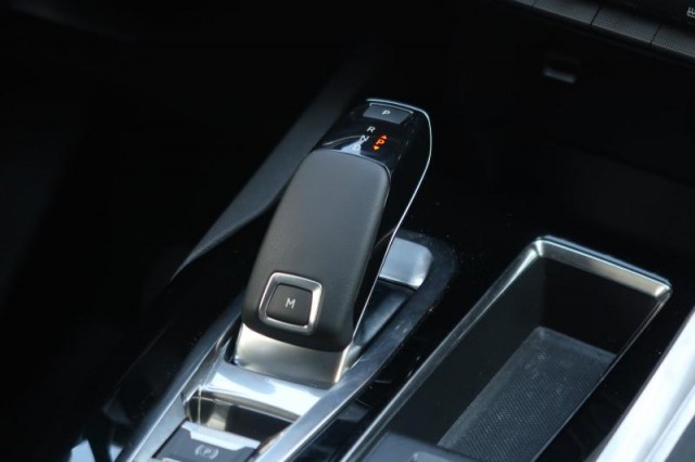 Peugeot 3008  1.2 PureTech Allure Pack