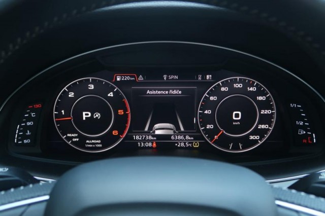 Audi Q7  3.0 TDI S-Line