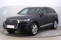 Audi Q7  3.0 TDI S-Line