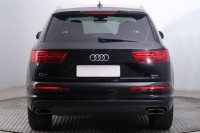 Audi Q7  3.0 TDI S-Line