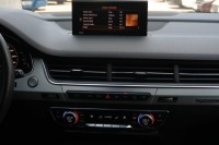 Audi Q7  3.0 TDI S-Line