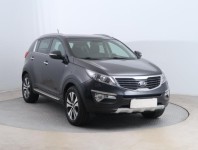Kia Sportage  2.0 CRDi 