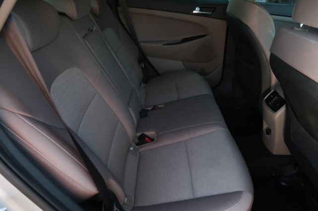 Hyundai Tucson  2.0 CRDi 