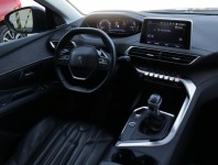 Peugeot 5008  1.5 BlueHDi Allure