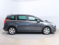 Peugeot 5008  2.0 BlueHDi 