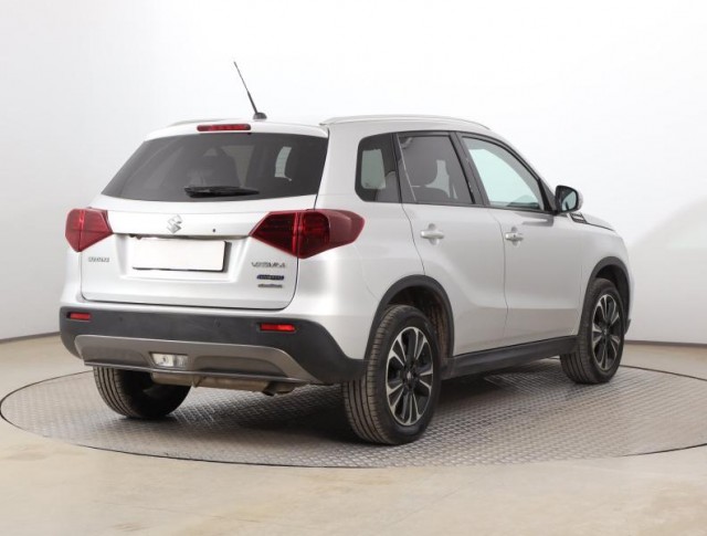 Suzuki Vitara  1.5 Hybrid 