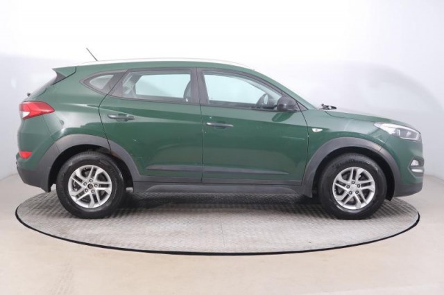 Hyundai Tucson  2.0 CRDi 