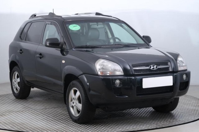 Hyundai Tucson  2.0 i 