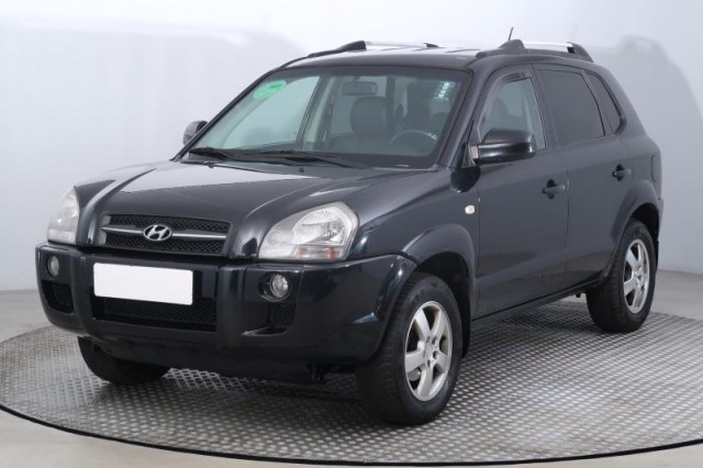 Hyundai Tucson  2.0 i 