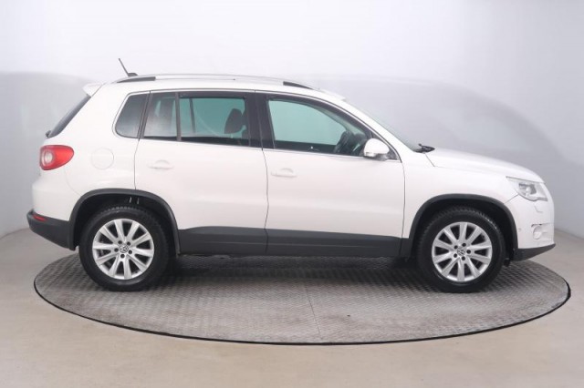 Volkswagen Tiguan  2.0 TDI 