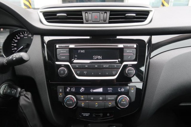 Nissan Qashqai  1.2 DIG-T Acenta