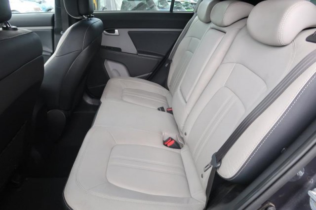 Kia Sportage  1.7 CRDi 