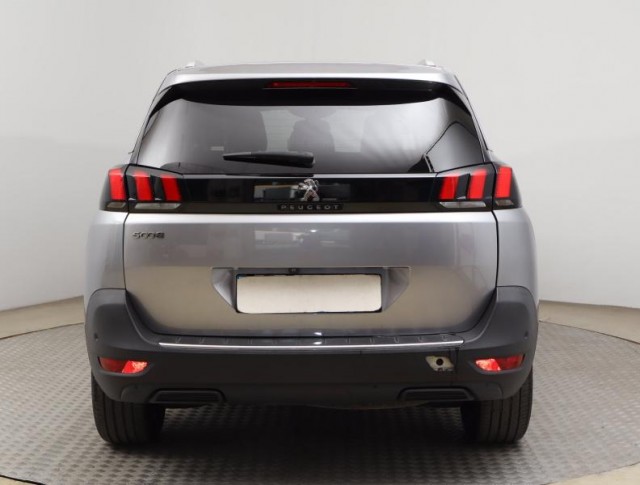 Peugeot 5008  1.5 BlueHDi 