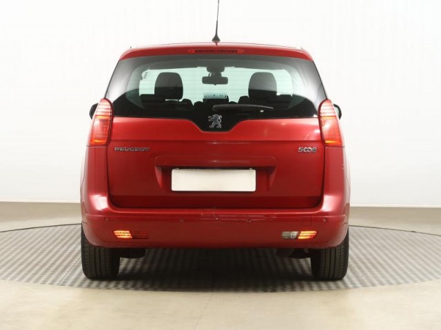 Peugeot 5008  2.0 BlueHDi 