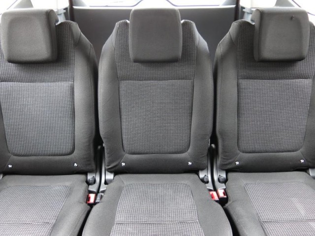 Peugeot 5008  2.0 BlueHDi 