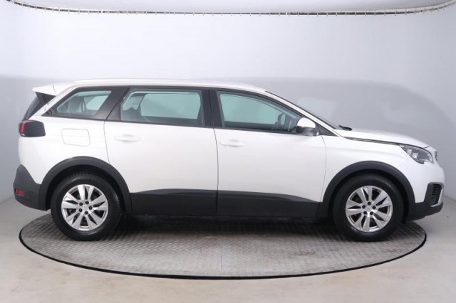Peugeot 5008  PureTech 130 