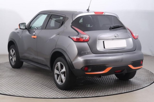 Nissan Juke  1.6 i 