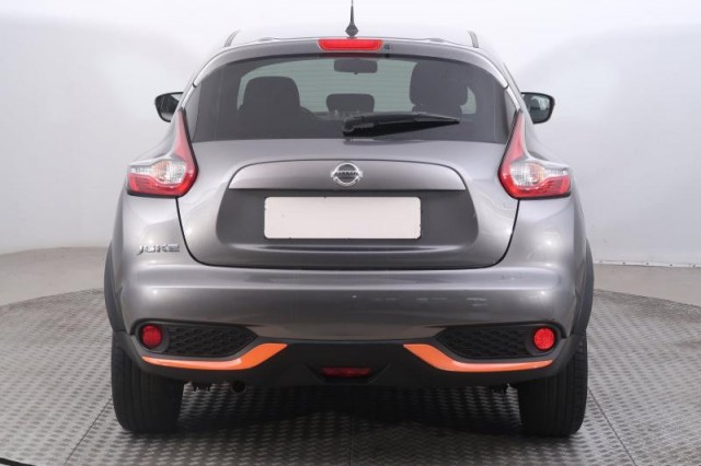 Nissan Juke  1.6 i 