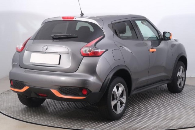 Nissan Juke  1.6 i 