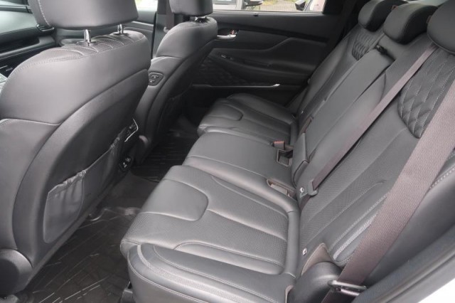 Hyundai Santa Fe  Hybrid Style