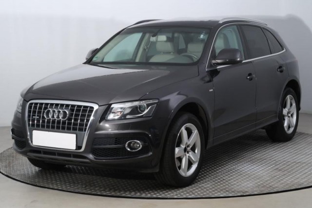 Audi Q5  2.0 TFSI S line