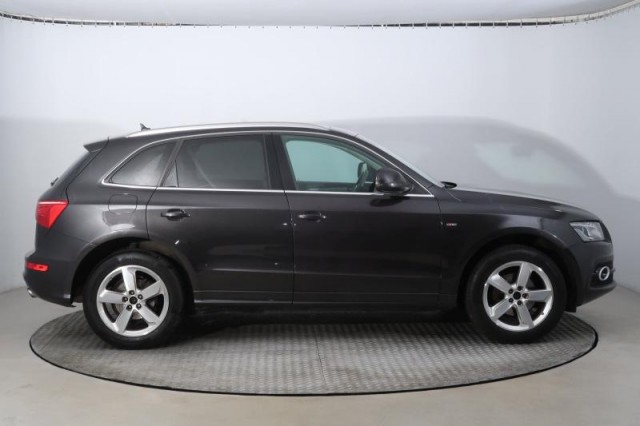 Audi Q5  2.0 TFSI S line