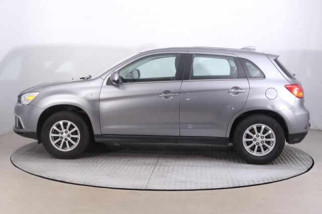 Mitsubishi ASX  1.6 MIVEC Intense