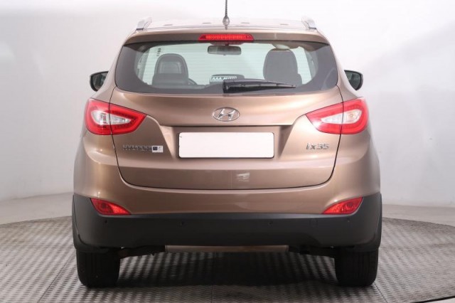 Hyundai ix35  1.6 GDI Trikolor Plus