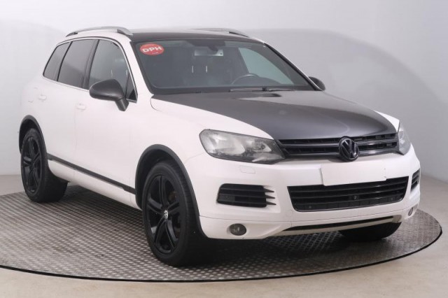 Volkswagen Touareg  3.0 TDI 