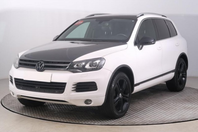Volkswagen Touareg  3.0 TDI 
