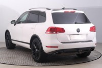 Volkswagen Touareg  3.0 TDI 