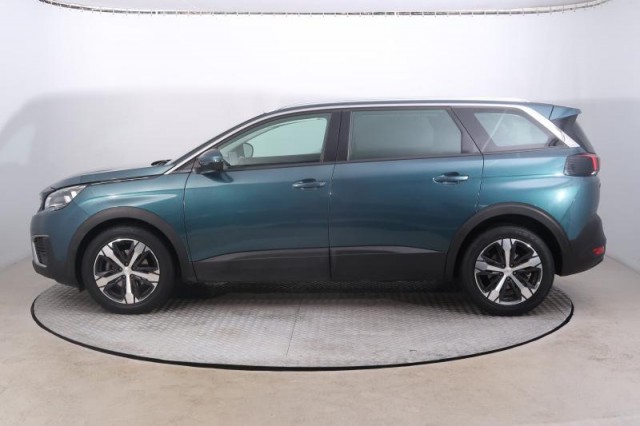 Peugeot 5008  1.6 THP 