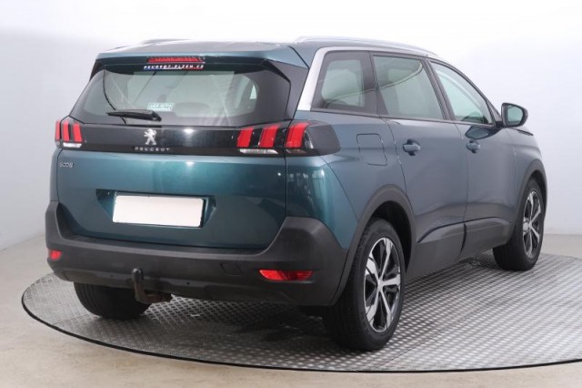 Peugeot 5008  1.6 THP 