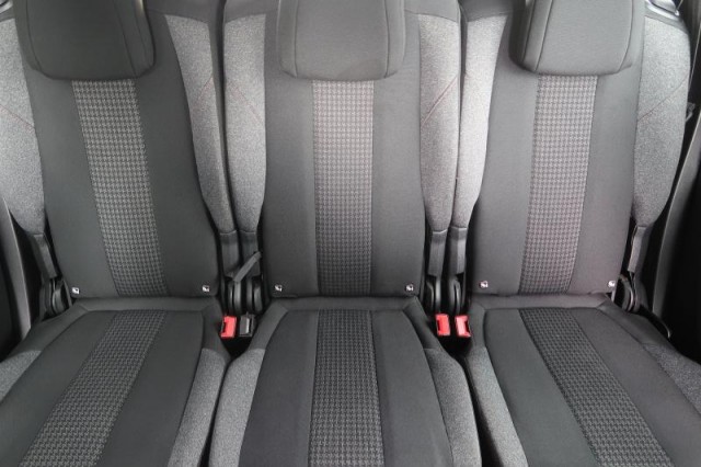 Peugeot 5008  1.6 THP 