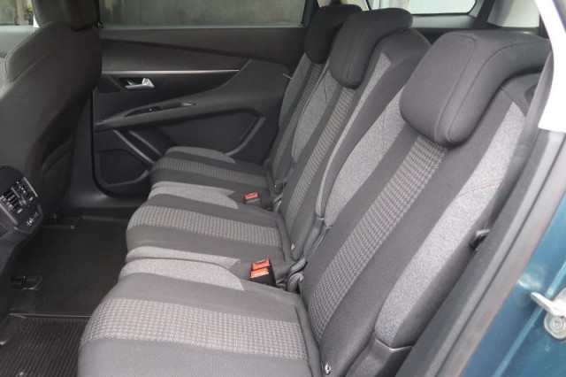 Peugeot 5008  1.6 THP 