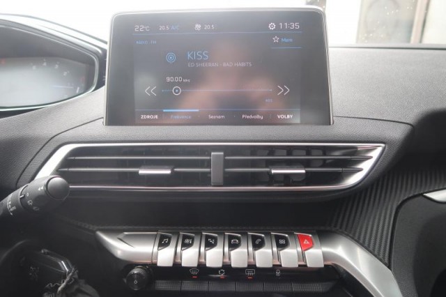 Peugeot 5008  1.6 THP 