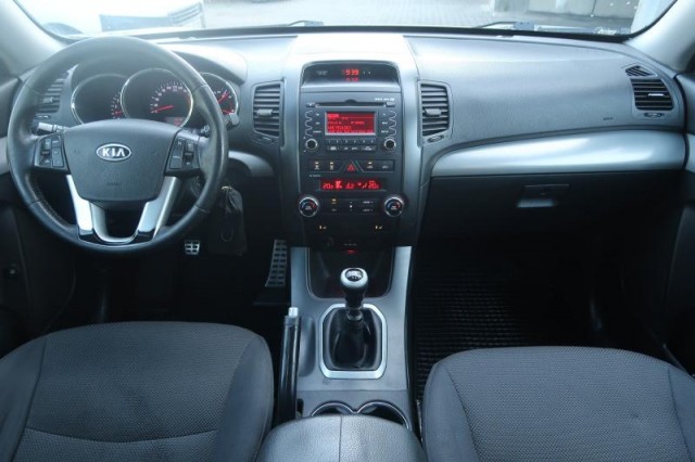Kia Sorento  2.2 CRDi 