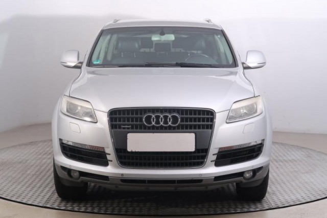 Audi Q7  3.0 TDI 