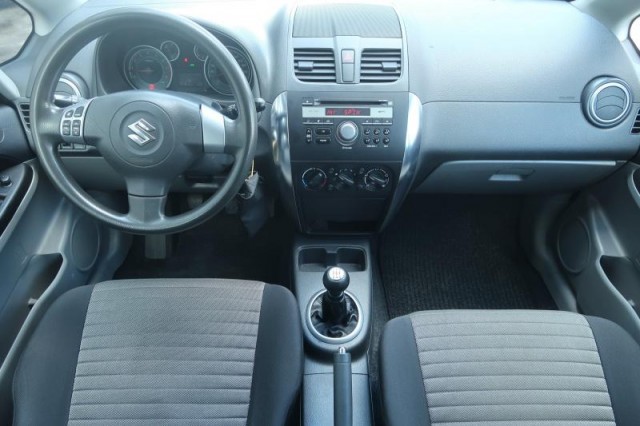 Suzuki SX4  1.6 VVT 