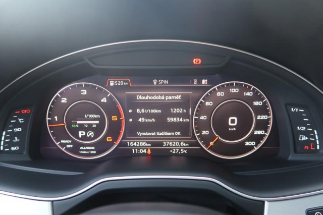 Audi Q7  3.0 TDI 