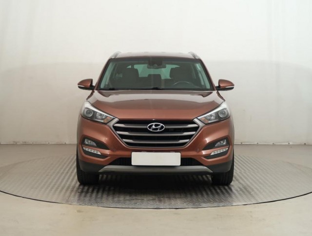 Hyundai Tucson  1.7 CRDi Trikolor