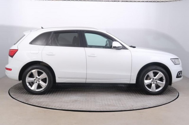 Audi Q5  2.0 TDI 