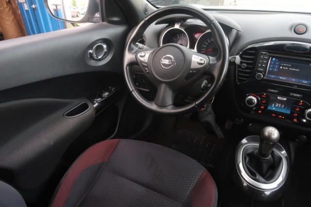 Nissan Juke  1.6 i 