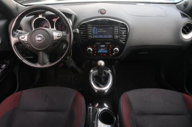 Nissan Juke  1.6 i 