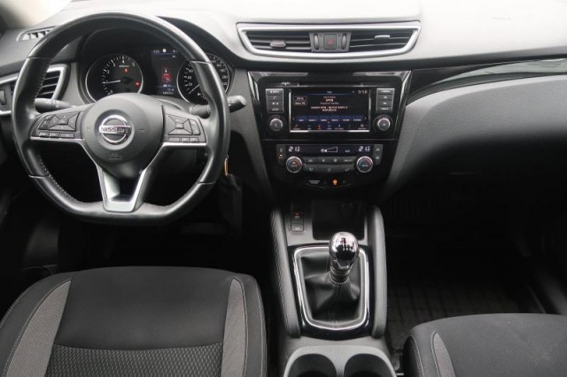Nissan Qashqai  1.3 DIG-T 