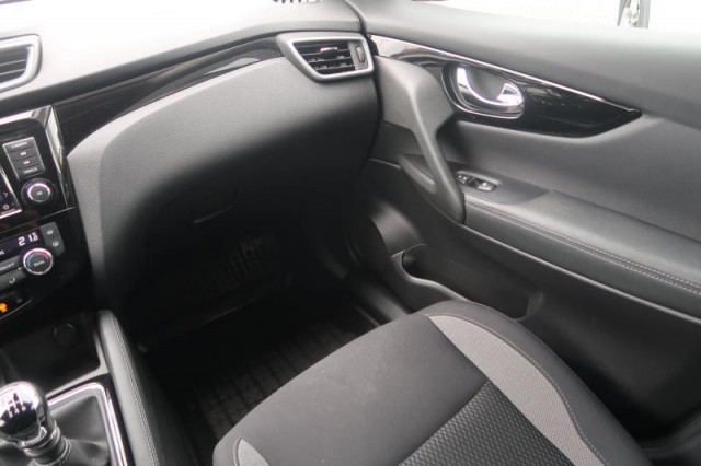 Nissan Qashqai  1.3 DIG-T 