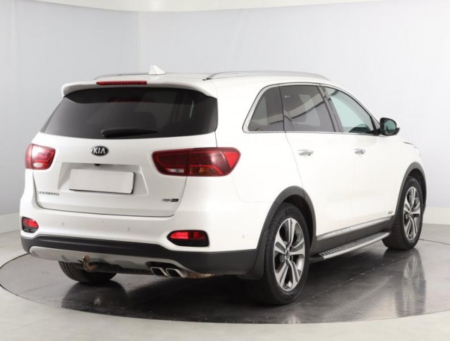 Kia Sorento  2.2 CRDi 