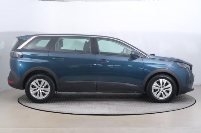 Peugeot 5008  PureTech 130 Active Pack