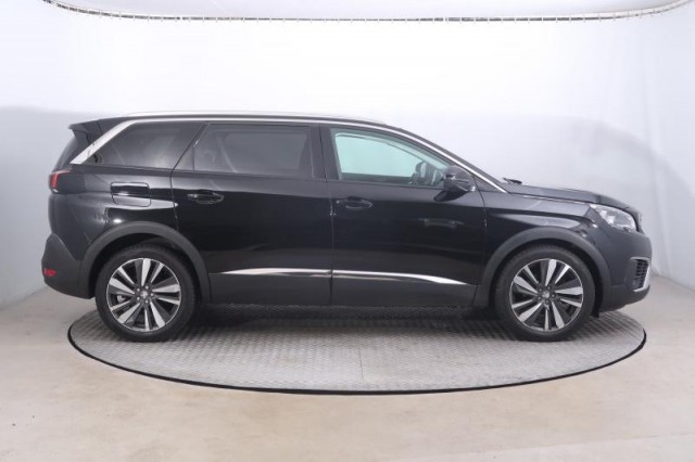 Peugeot 5008  PureTech 130 