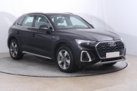 Audi Q5  40 TDI S line